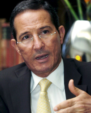 Ministro de Desarrollo Económico. Fernando Araújo Perdomonull