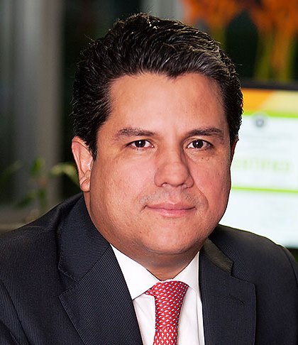 Ministro de Minas y Energía. Germán Arce Zapatanull